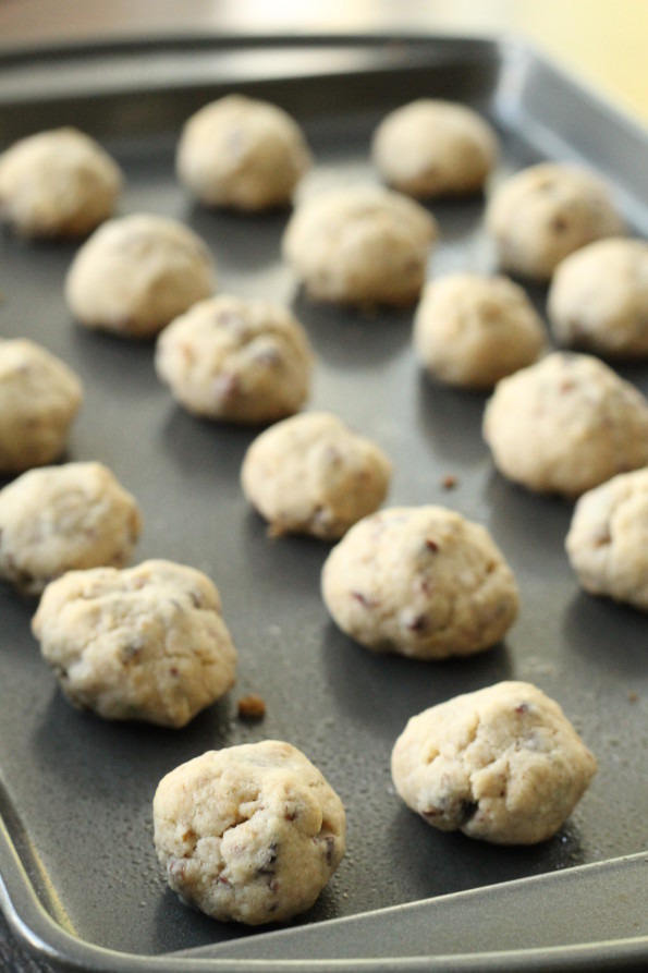 Baked Pecan and Cranberry Snowballs