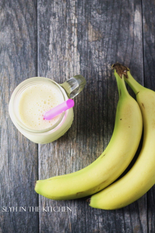 Smoothie with bananas 2
